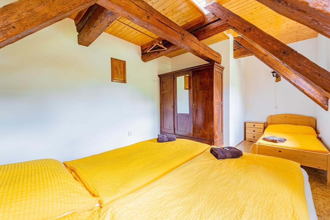 Family Apartments V Zatisi Долні-Морава Екстер'єр фото